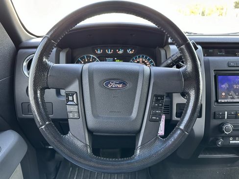 Used 2011 Ford F150 XLT w/ XLT Chrome Pkg image 11