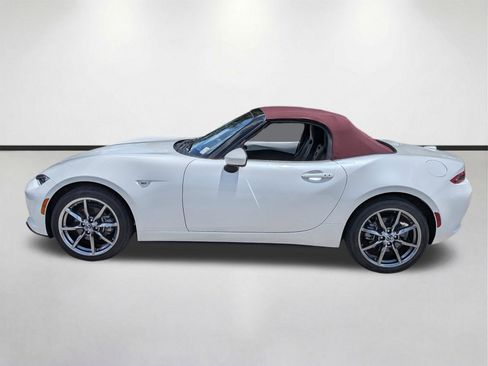 Used 2018 MAZDA MX-5 Miata Grand Touring RWD image 7
