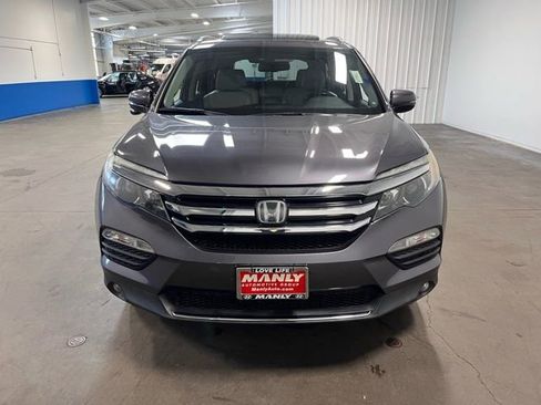 Used 2017 Honda Pilot Touring image 9