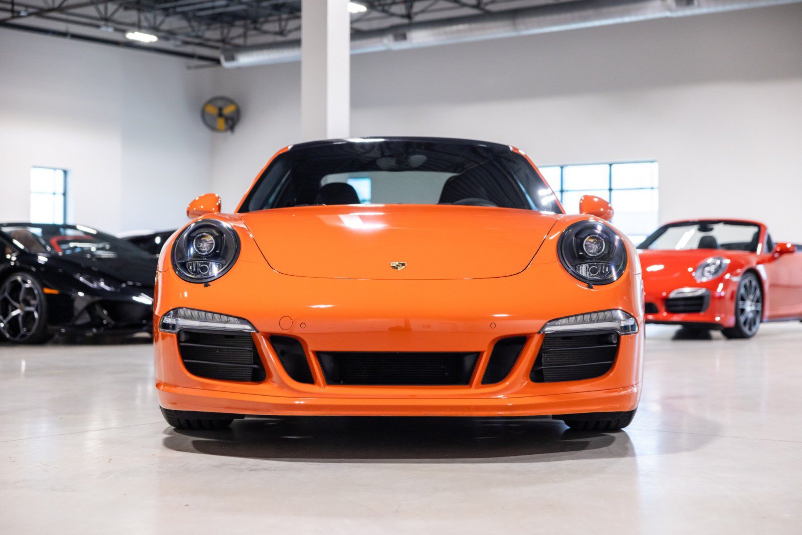 Used 2016 Porsche 911 GT3 RS image 2
