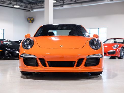 Used 2016 Porsche 911 GT3 RS image 2