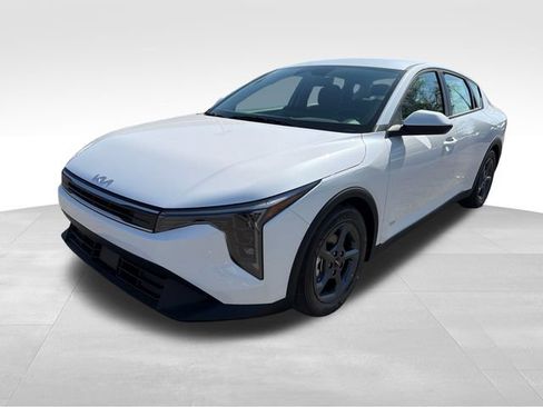 New 2026 Kia K4 FWD image 3