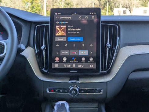 New 2026 Volvo XC60 B5 Core AWD/4WD image 20