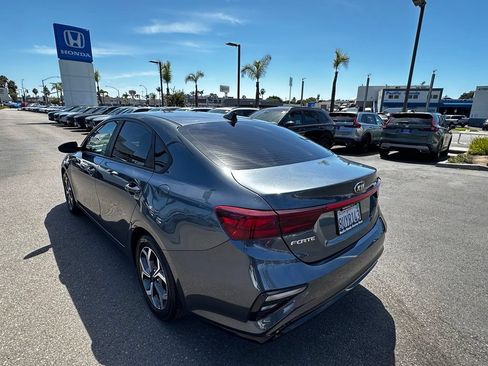 Used 2021 Kia Forte LXS FWD image 5