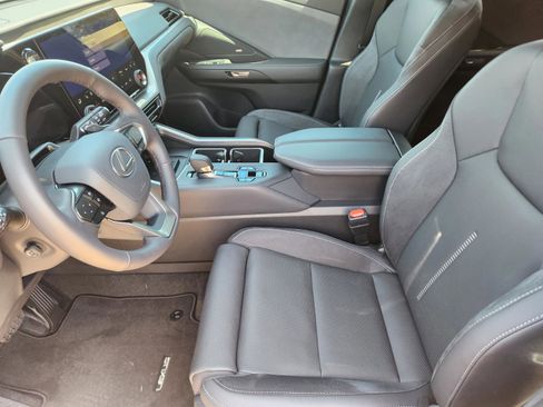 New 2026 Lexus TX 350 AWD image 9