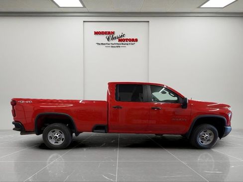 Used 2025 Chevrolet Silverado 2500 W/T AWD/4WD image 4