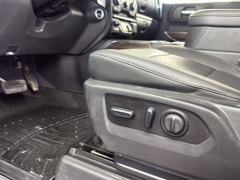 Used 2021 Chevrolet Silverado 1500 RST w/ Convenience Package II image 9