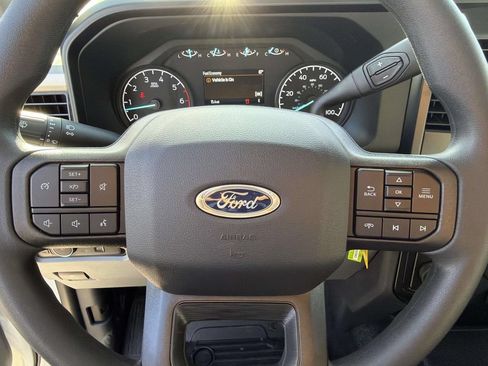 New 2026 Ford F250 XL w/ XL Chrome Package RWD image 20