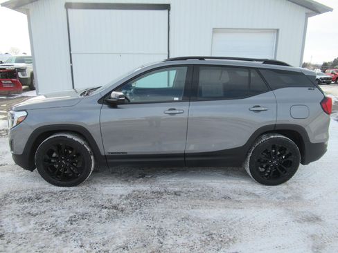 Used 2020 GMC Terrain SLT w/ Preferred Package image 8