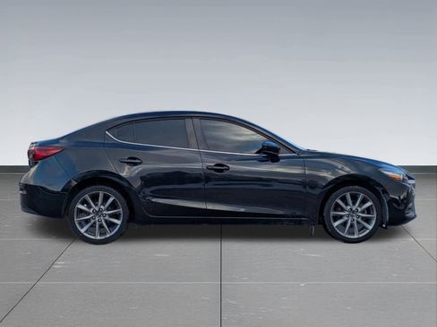 Used 2018 MAZDA MAZDA3 Touring image 7