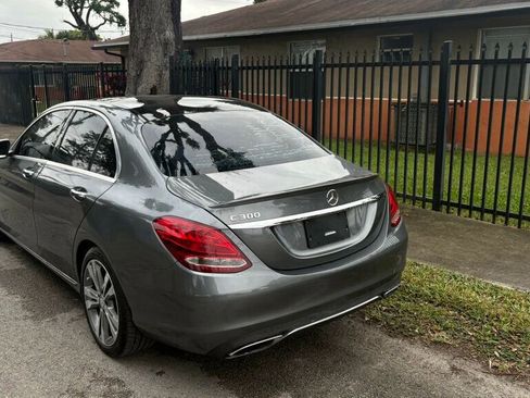 Used 2017 Mercedes-Benz C 300 Sedan image 6