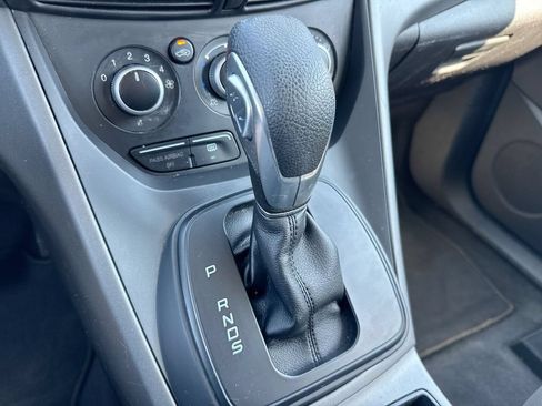 Used 2014 Ford Escape S FWD image 17