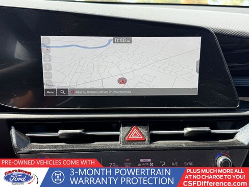 Used 2023 Kia Niro EX Touring image 15