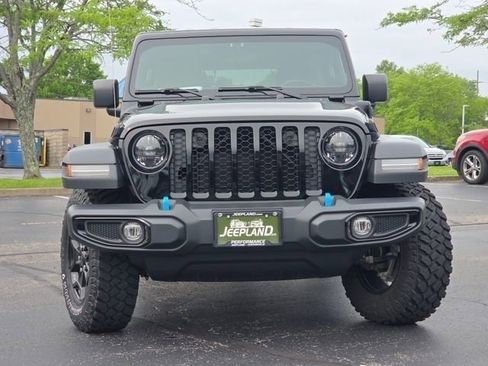Used 2023 Jeep Wrangler Unlimited w/ Cold Weather Group AWD/4WD image 3