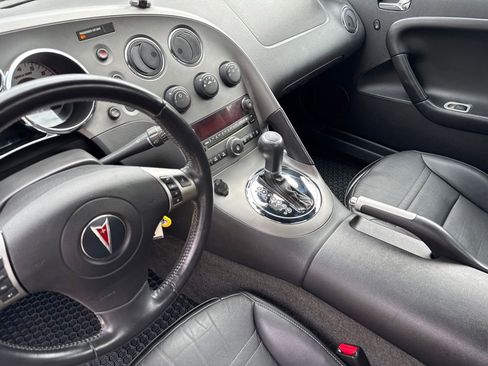 Used 2007 Pontiac Solstice Convertible w/ Premium Package RWD image 26
