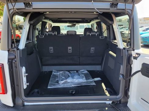 New 2026 Ford Bronco Big Bend w/ Black Diamond Package AWD/4WD image 5