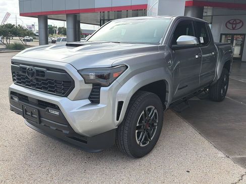 New 2026 Toyota Tacoma TRD Sport RWD image 3