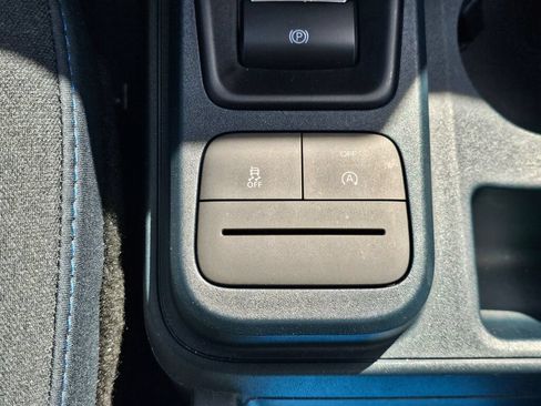 Used 2025 Ford Maverick XLT w/ 4K Tow Package AWD/4WD image 27