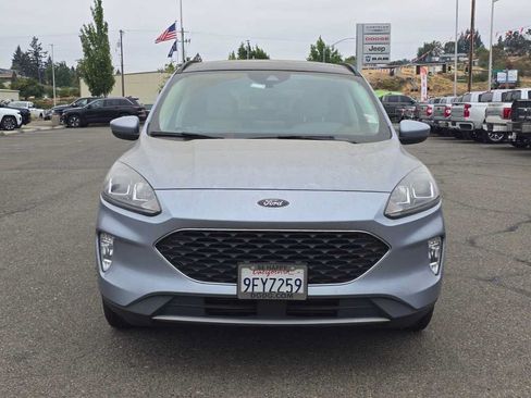 Used 2022 Ford Escape SEL w/ Technology Package FWD image 5