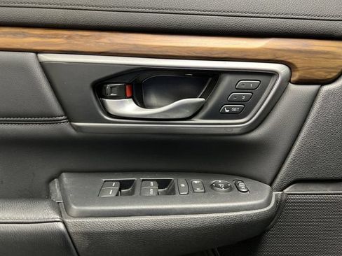 Used 2020 Honda CR-V Touring image 24