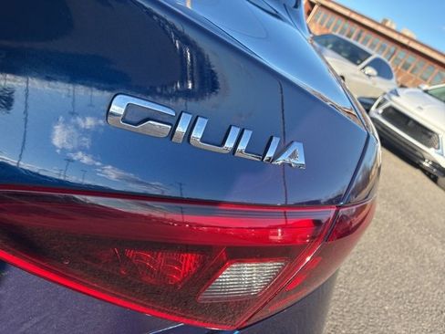 Used 2019 Alfa Romeo Giulia Ti Sport w/ Quick Order Package 22U Sport image 10