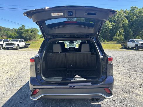 Used 2022 Toyota Highlander XSE FWD image 27