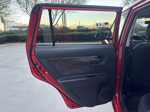 Used 2014 Scion xB image 11