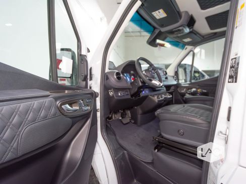 Used 2026 Mercedes-Benz Sprinter 3500 image 24