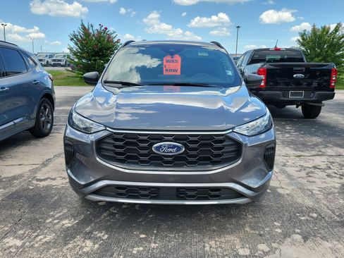 Certified 2023 Ford Escape ST-Line w/ Tech Pack #1 FWD image 2