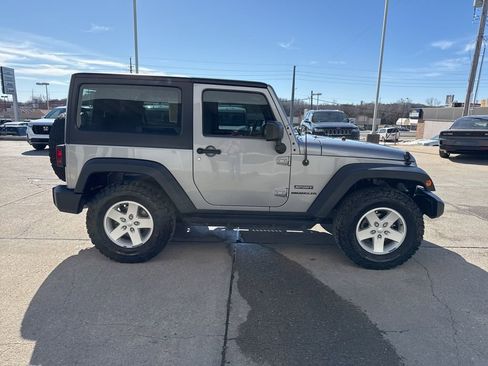 Used 2017 Jeep Wrangler Sport w/ Quick Order Package 24S image 6