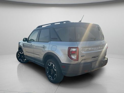 Used 2022 Ford Bronco Sport Outer Banks w/ Tech Package AWD/4WD image 10