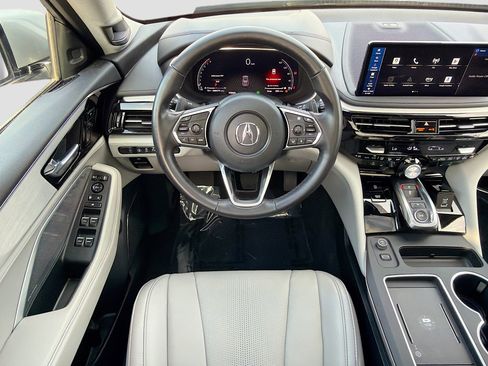 Used 2025 Acura MDX SH-AWD w/ Technology Package image 17