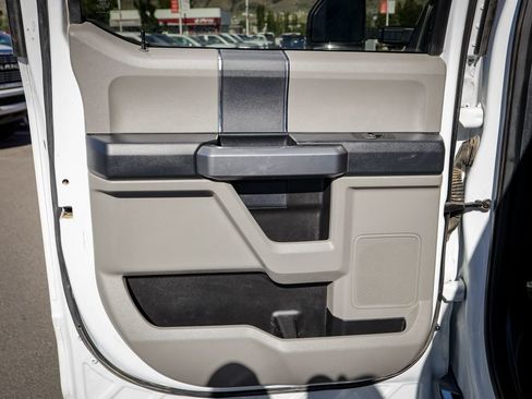 Used 2022 Ford F350 XLT AWD/4WD image 32