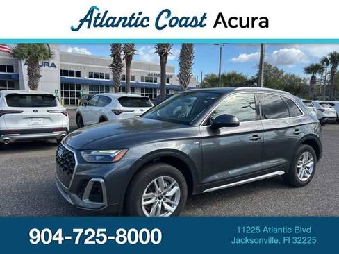 Used 2023 Audi Q5 2.0T Premium w/ Convenience Package image 1