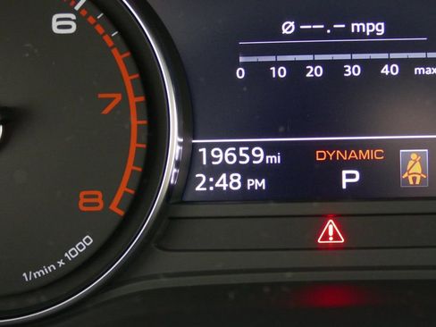 Used 2023 Audi Q5 2.0T Premium w/ Convenience Package image 16