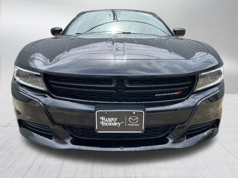Used 2023 Dodge Charger SXT RWD image 2