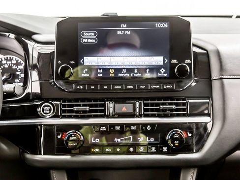 Used 2024 Nissan Pathfinder SL w/ Cargo Package FWD image 18