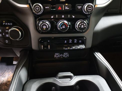 New 2026 RAM 1500 4x4 Crew Cab image 20