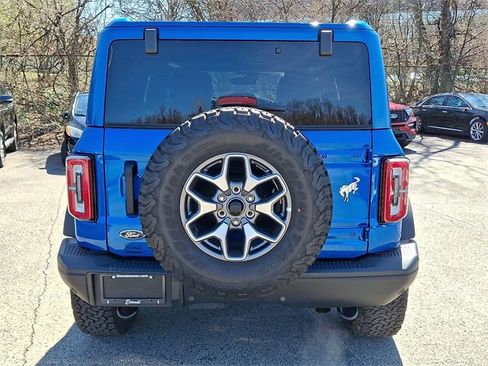 Used 2025 Ford Bronco Badlands image 5