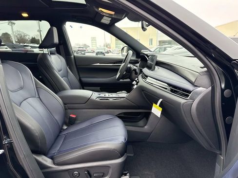 New 2026 INFINITI QX60 Sport image 20