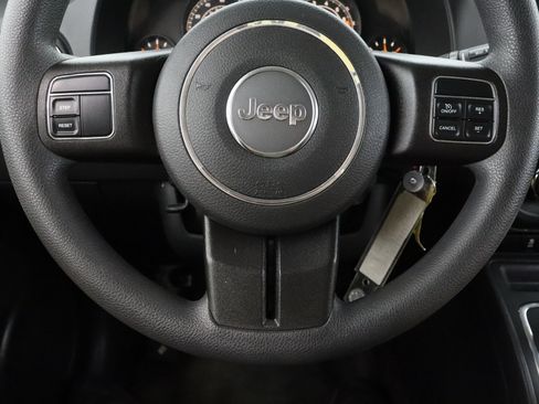 Used 2015 Jeep Patriot Sport w/ Power Value Group FWD image 21