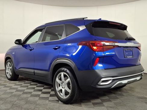 Used 2022 Kia Seltos S image 7