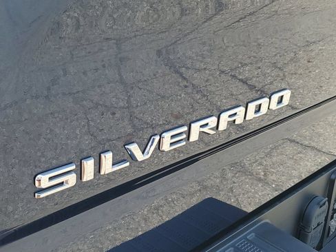 Certified 2023 Chevrolet Silverado 1500 LT AWD/4WD image 36