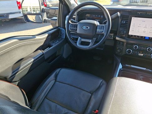 Used 2024 Ford F350 Lariat w/ Lariat Ultimate Package image 14