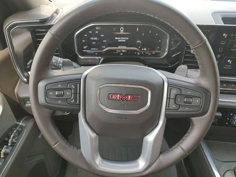 Used 2025 GMC Sierra 1500 SLT w/ SLT Premium Plus Package AWD/4WD image 11