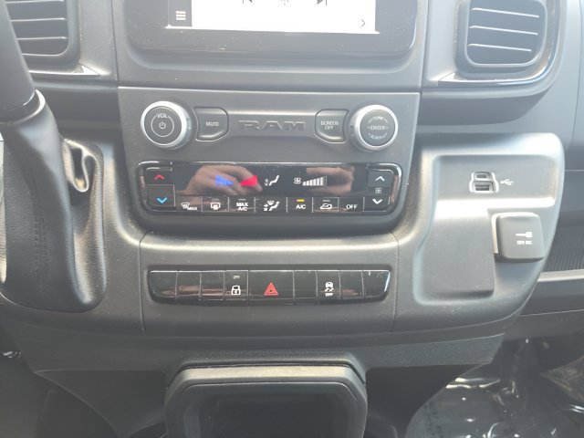 Used 2026 RAM ProMaster 2500 w/ Convenience Group FWD image 19