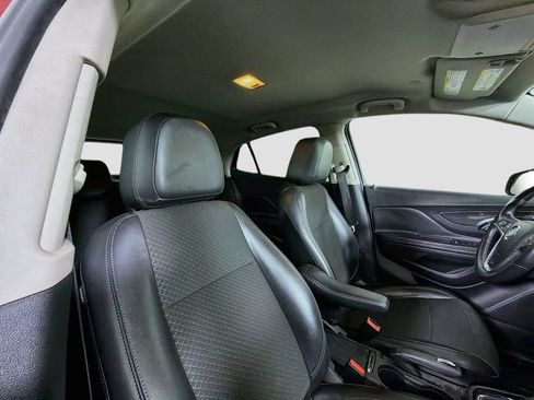 Used 2018 Buick Encore Preferred AWD/4WD image 27