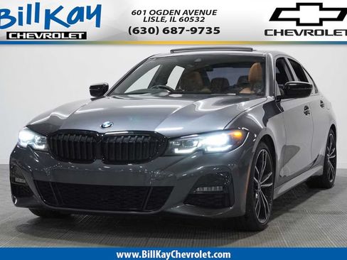 Used 2022 BMW 330i xDrive Sedan w/ M Sport Package AWD/4WD image 1