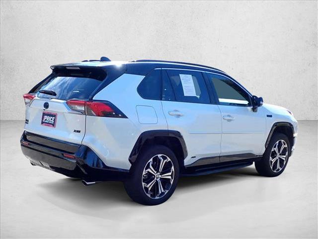 Used 2024 Toyota RAV4 XSE w/ Weather Package AWD/4WD image 4