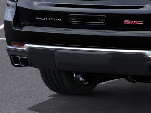 New 2026 GMC Yukon Denali w/ Sun & Power Step Package image 14